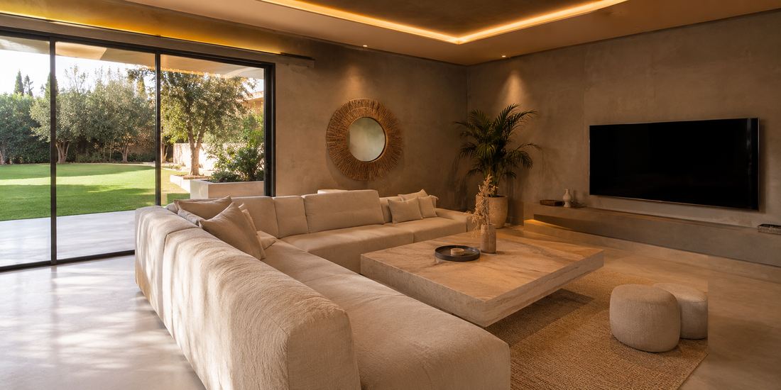S&eacute;jour contemporain en b&eacute;ton cir&eacute; &agrave; Marrakech
